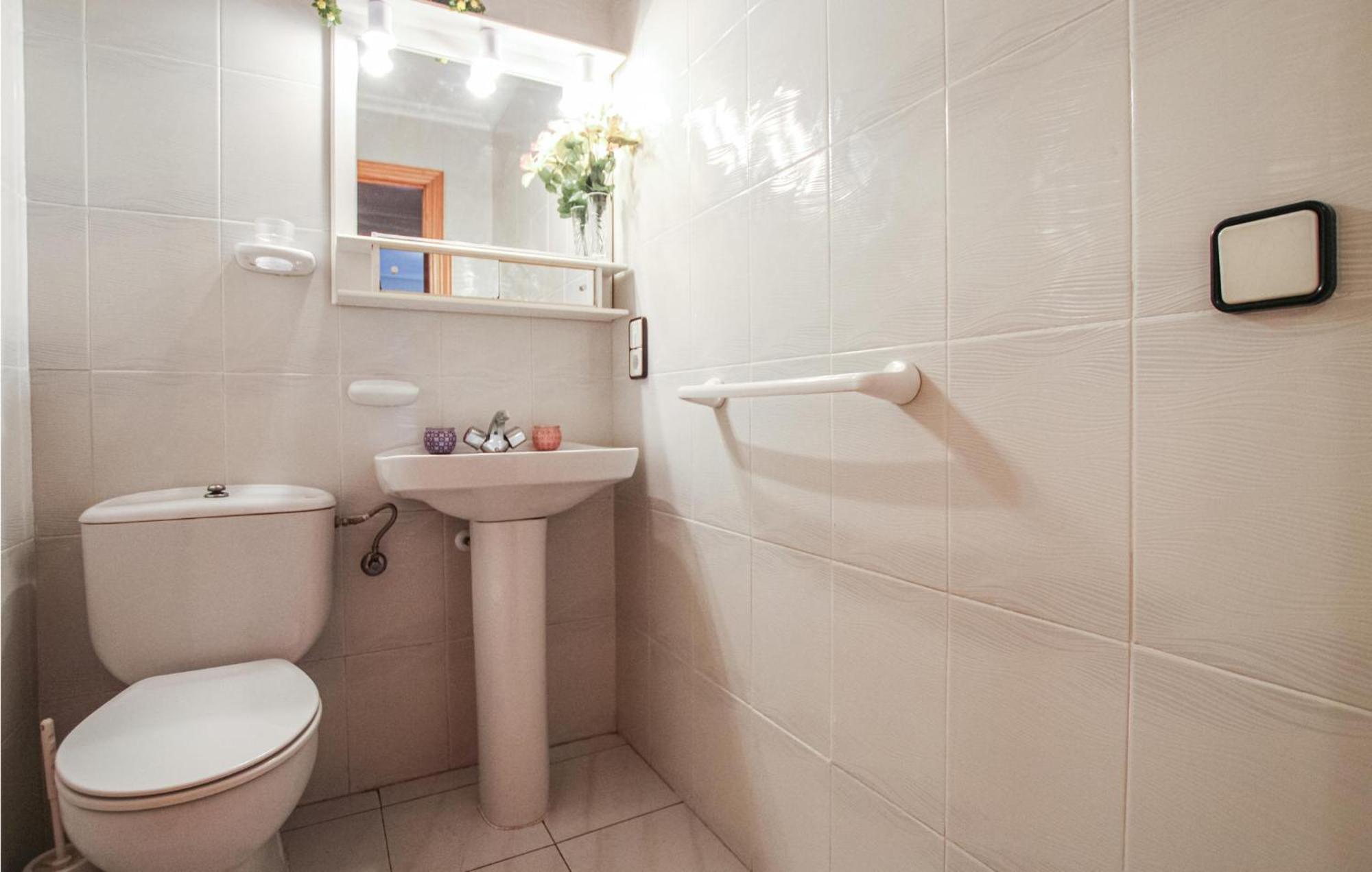 Beautiful Apartment In Santa Pola With Wifi Exterior foto